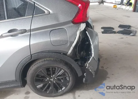 2020 Mitsubishi Eclipse Cross Le 1.5T from USA, damaged, VIN JA4AS4AA4LZ001336